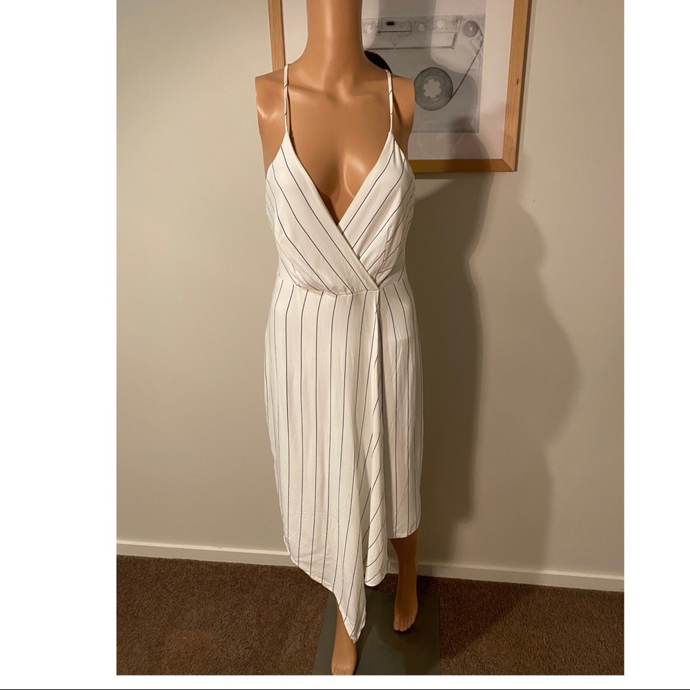 Bec & Bridge white pin striped dress size 8 ♠️ - Picture 1 of 6